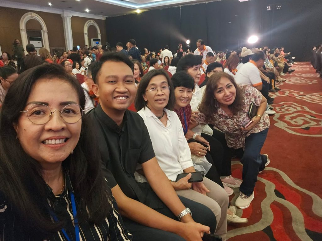 Bersama Romo Krisna MSF, pernah berkarya di PDKK Alleluya Paroki Minomartani 